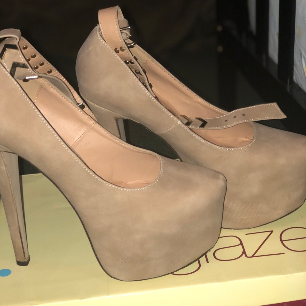 Taupe heels